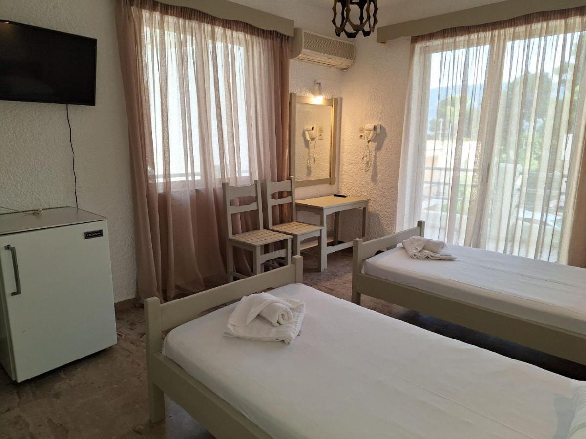 Apartments By Evita'S Resort Poros Town Ngoại thất bức ảnh